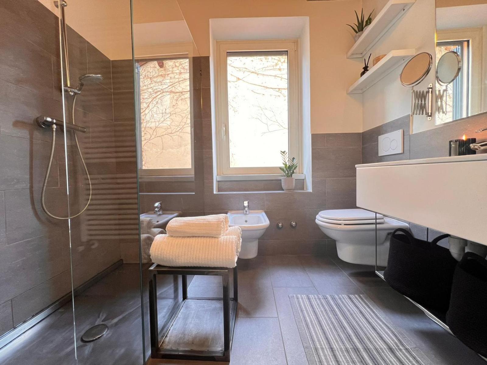 Ferienwohnung Casa Di Milo Cernobbio Exterior foto