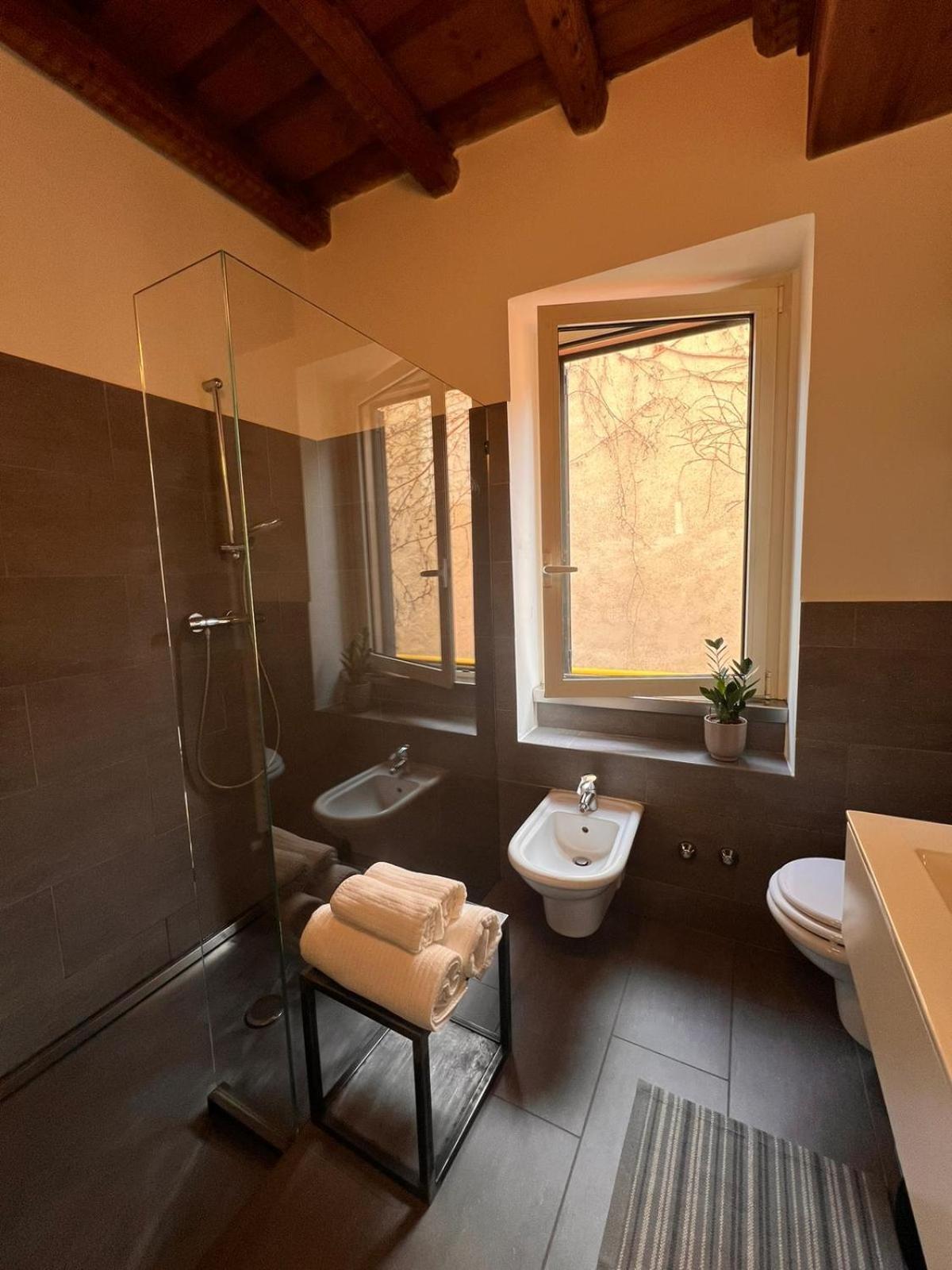 Ferienwohnung Casa Di Milo Cernobbio Exterior foto
